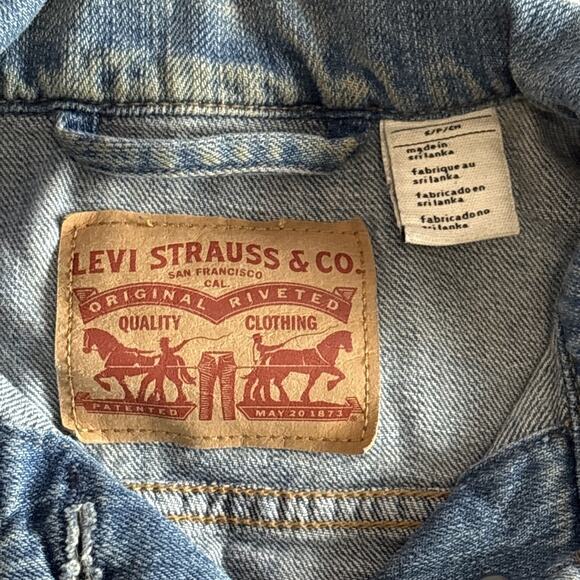 Levis Jean Jacket Women Medium Blue Trucker Biker Western Denim Button Up Top - Picture 4 of 13